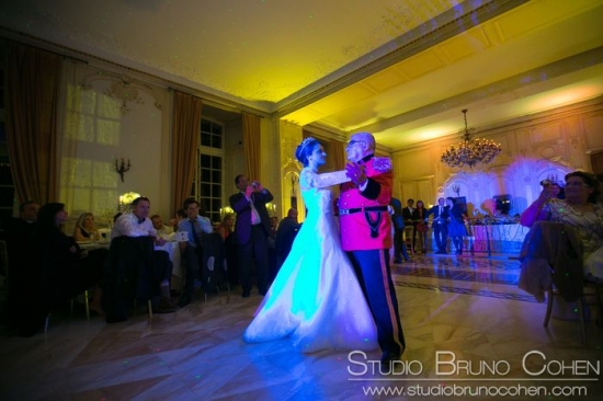Premiere danse soiree de mariage chateau d'Ermenonville Premiere danse soiree de mariage chateau d'Ermenonville